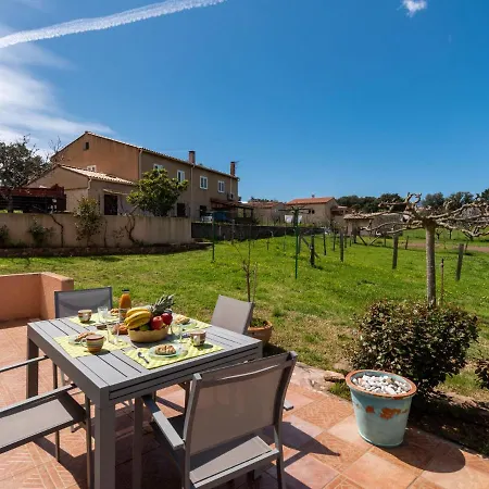 别墅 Les Rosiers By Interhome