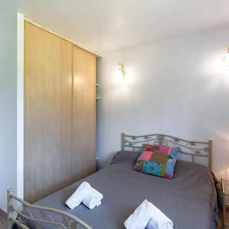 Les Rosiers By Interhome 维琪奥港