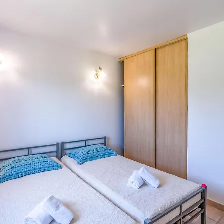 Les Rosiers By Interhome Villa Porto-Vecchio (Corsica)