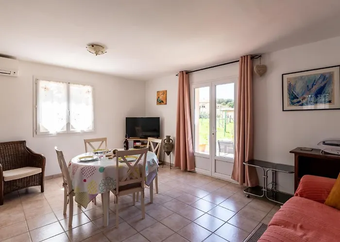 Les Rosiers By Interhome Порто-Веккьо